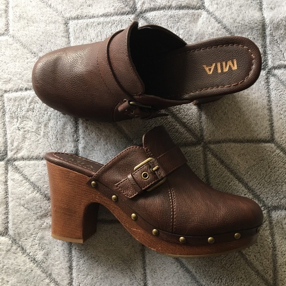 MIA Shoes - Mia Brown Clogs
